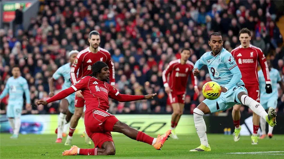 الرابع على التوالي.. ليفربول يسقط في فخ تعادل مخيب مع بيرنلي بـ الدوري الإنجليزي