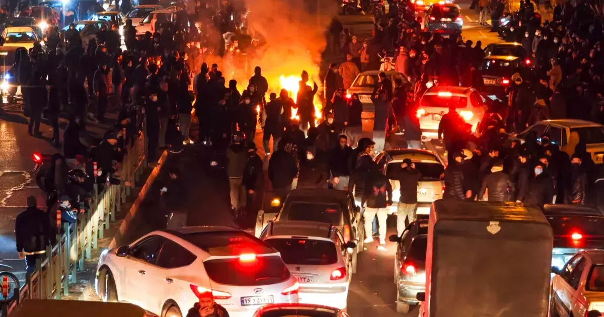 خامنئي يتهم ترمب بالتحريض ضد إيران ويتعهد بملاحقة "مثيري الشغب"