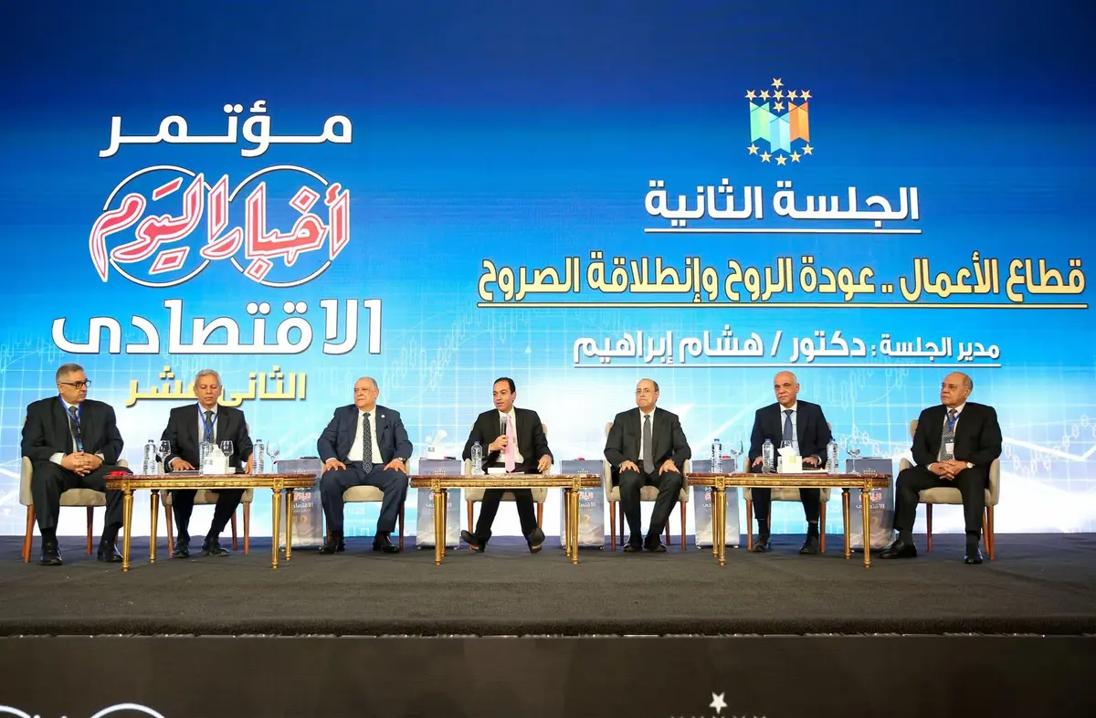 «القابضة للغزل والنسيج» تستهدف مبيعات 83 مليار جنيه بعد اكتمال خطة التطوير ورفع القيمة المضافة إلى 300% - أموال الغد