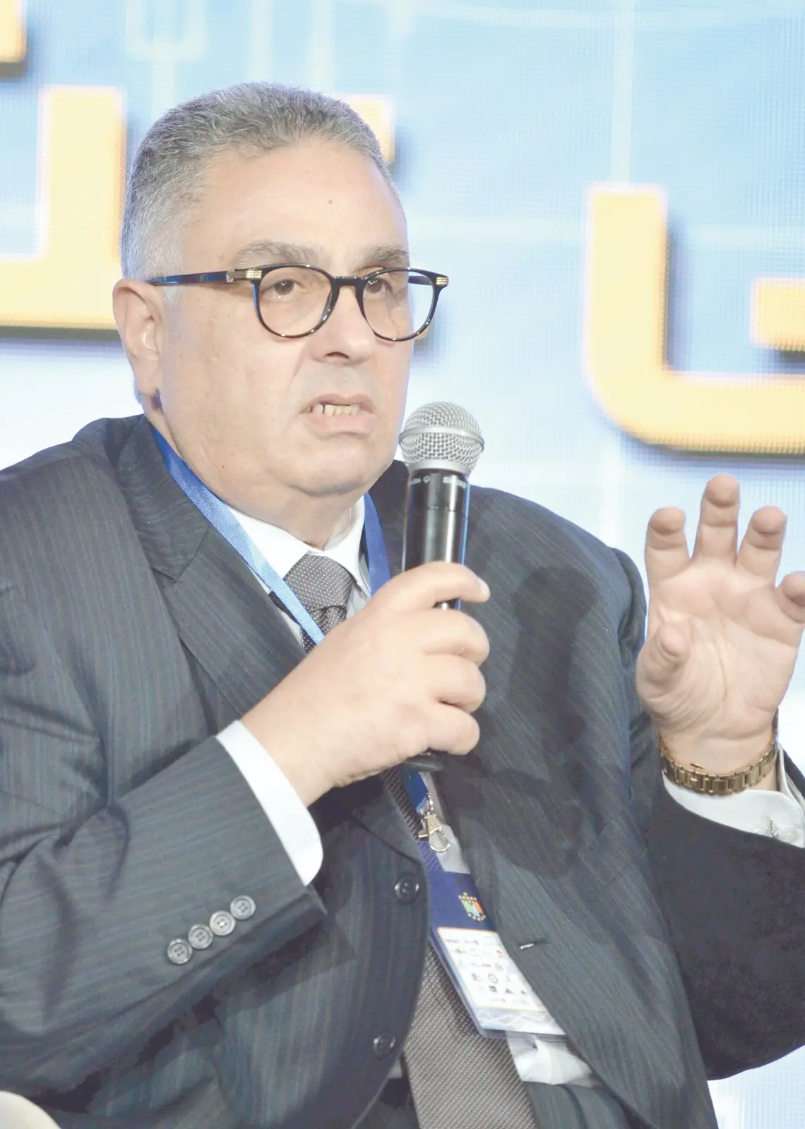 «القابضة للتشييد» تنهي 60% من المشروعات المتعثرة وتسويات مالية بـ 4.5 مليار جنيه - أموال الغد