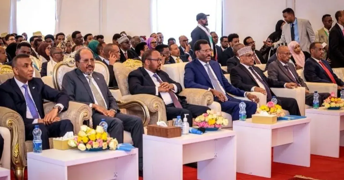 بحضور عربي.. الرئيس الصومالي يزور مدينة لاسعانود لأول مرة منذ 50 عاماً