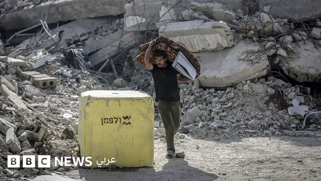 صور بالأقمار الصناعية تكشف تحريك إسرائيل "الخط الأصفر" إلى عمق أكبر داخل غزة - BBC News عربي