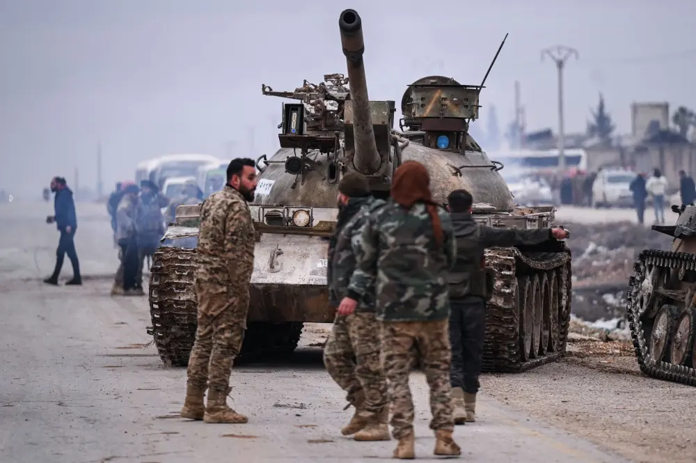 الجيش السوري يعلن غرب الفرات منطقة عسكرية مغلقة