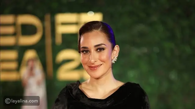 أمينة خليل تشع بالأحمر فيJoy Awards 2026 بالرياض