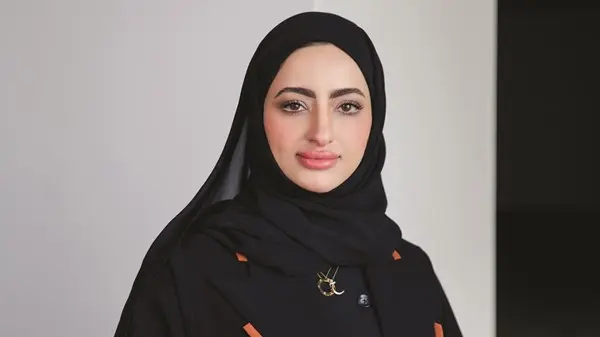 زهرة الخليج - حنان الحمادي: بين قصص الأطفال وروايتي ترسخت بصمتي الإبداعية