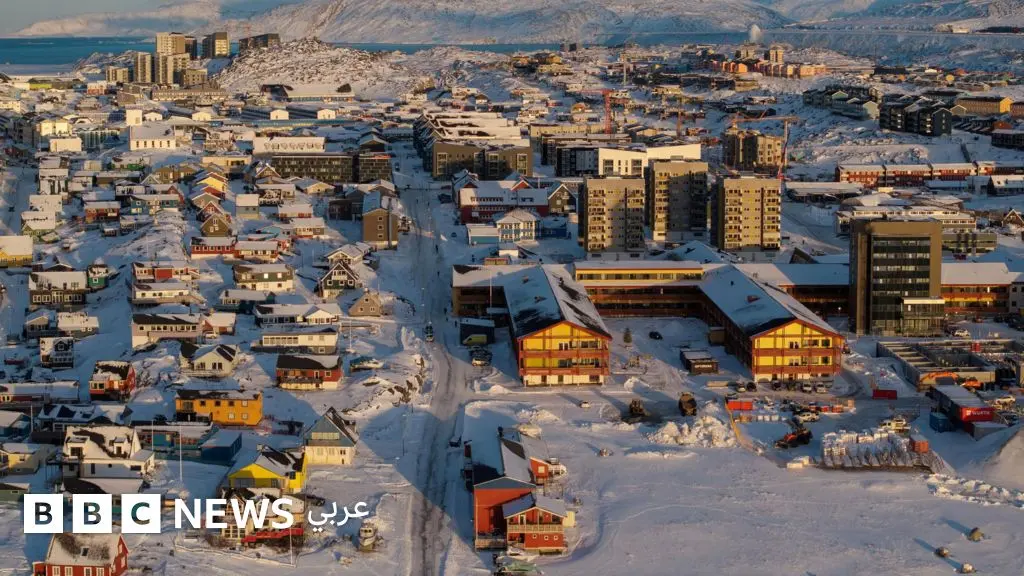 ترامب يلوح بالرسوم الجمركية ضد من يعارض خطته ضم غرينلاند - BBC News عربي