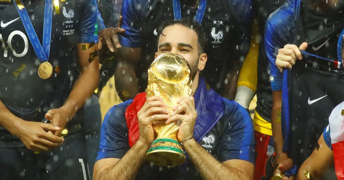 عادل رامي: بكيت بعدما منعني مدرب فرنسي من اللعب مع المغرب