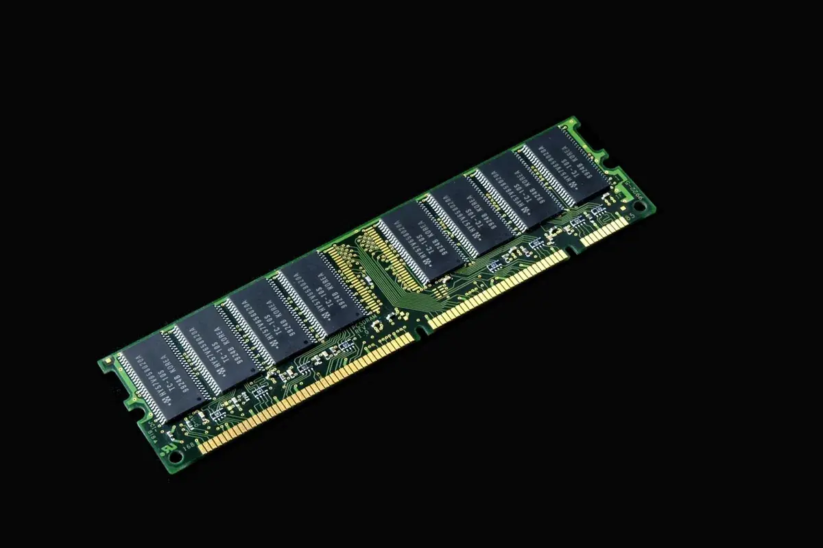 الموبايلات المتوسطة والمنخفضة تصل لحدود ذاكرة RAM القصوى