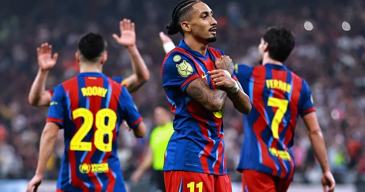 رافينيا يغيب عن برشلونة أمام ريال سوسيداد بسبب الإصابة