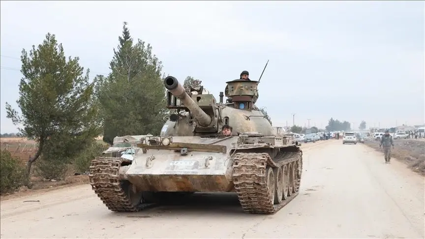 الجيش السوري يسيطر على مدينة الطبقة وسد الفرات