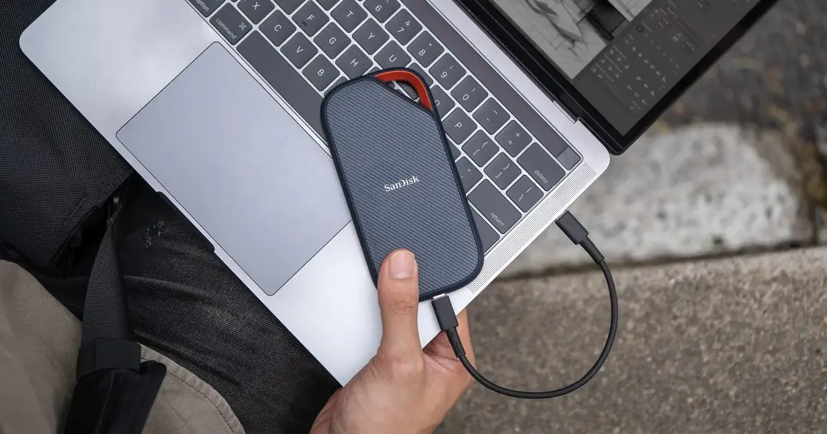 USB4: المعيار الجديد لمحركات الأقراص SSD المحمولة