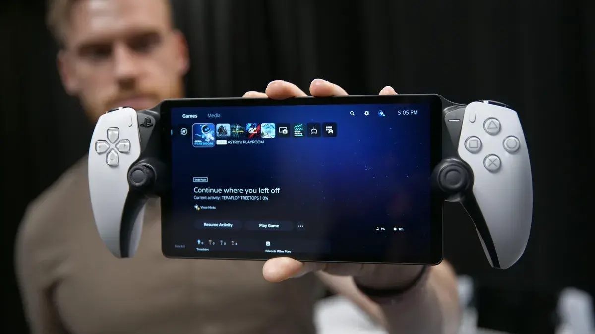 كل ما تحتاج معرفته عن بلايستيشن المحمول الجديد PlayStation Portal Pro