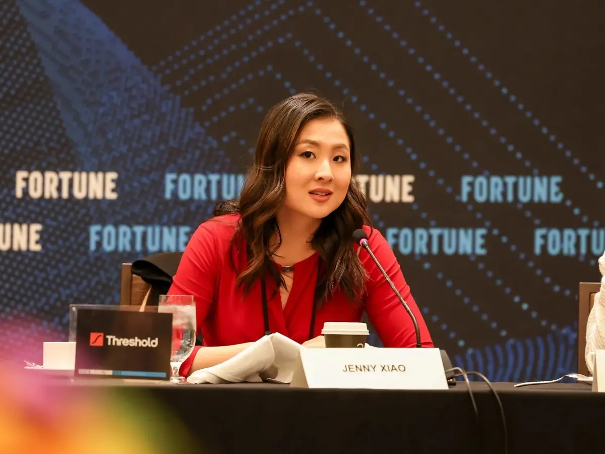 باحثة سابقة في OpenAI: المستثمرون متأخرون 3 إلى 5 سنوات عن أحدث أبحاث الذكاء الاصطناعي - عالم التقنية