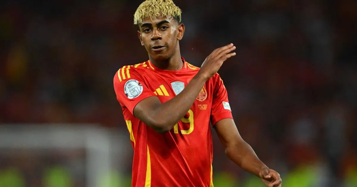 لامين يامال يحرم مدرب منتخب إسبانيا من النوم