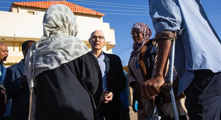 مفوض حقوق الإنسان: السودان غارق في "هاوية لا تُوصف" وروح شعبه لم تنكسر