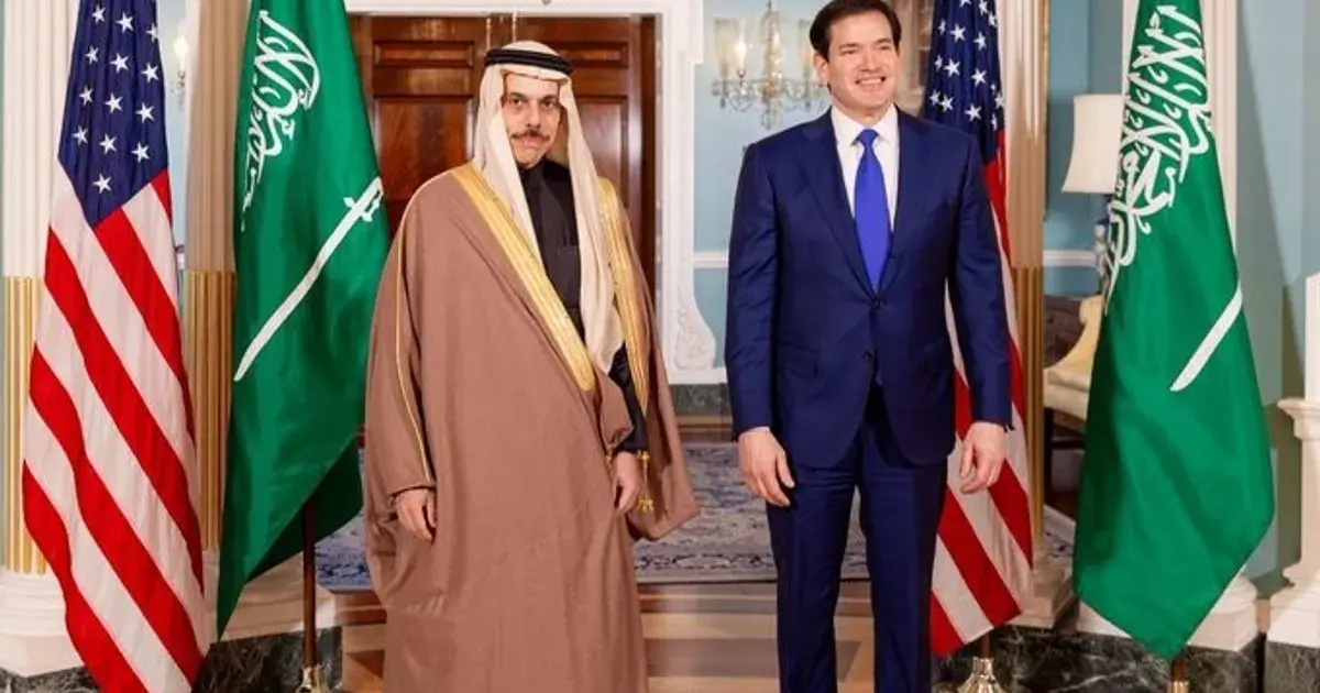 وزير الخارجية السعودي يبحث مع نظيره الأميركي التطورات الإقليمية