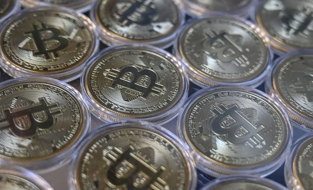 البيتكوين تفشل في المحافظة على المكاسب وتهوي إلى 92 ألف دولار