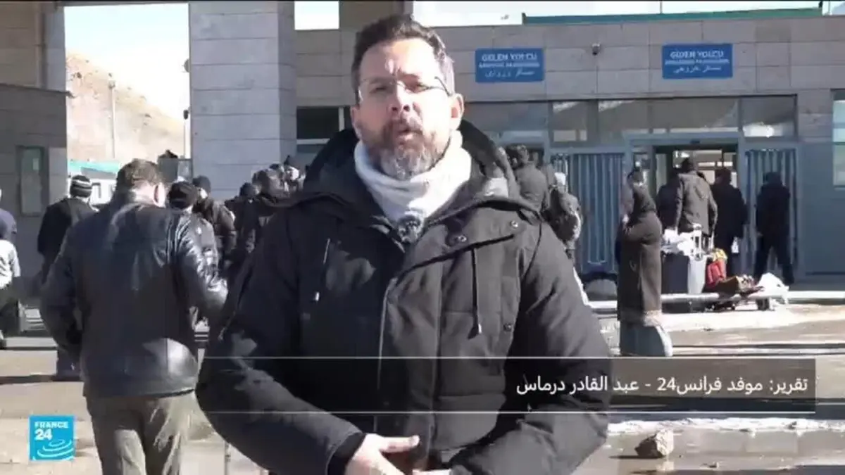 "أنا قلق على عائلتي".. مدينة تركية تشهد حركة عبور وعودة لإيرانيين للاطمئنان على عائلاتهم