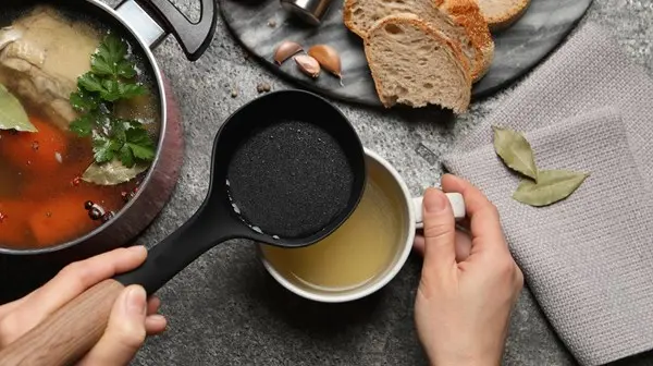 زهرة الخليج - هل بروتين العظام أنجع وسيلة لحماية البشرة؟