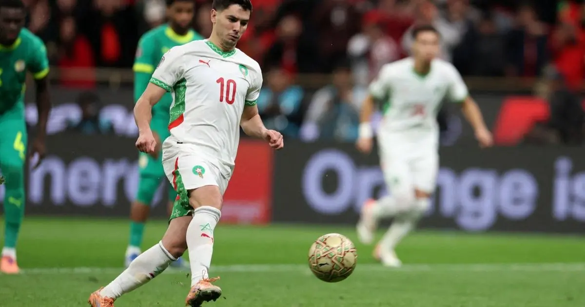 لويس إنريكي يدعم براهيم دياز: ليس مجرماً لكنه لن يلقى معاملة زيدان