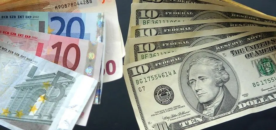 اليورو يهبط في أول رد فعل على تهديدات ترامب برسوم على دول أوروبية