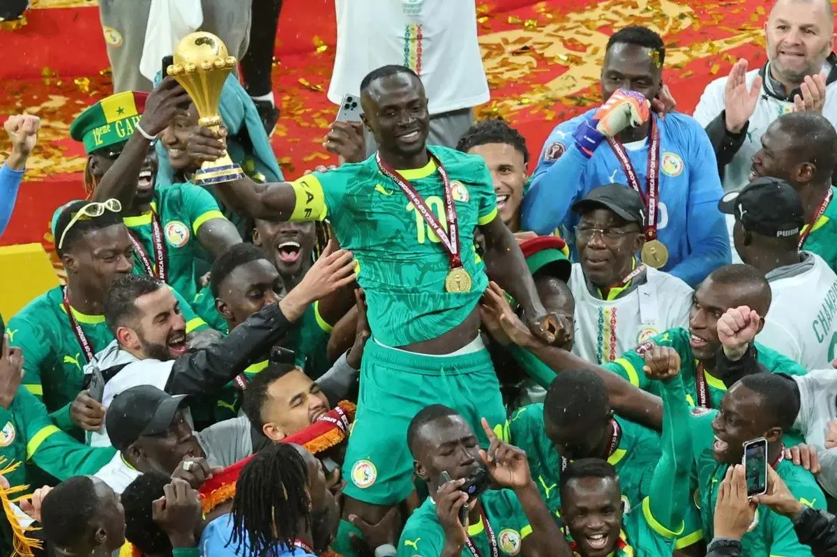 ديلي ميل تسخر من فوز المغرب بـ اللعب النظيف: ساديو ماني يستحق جائزة فيفا للسلام