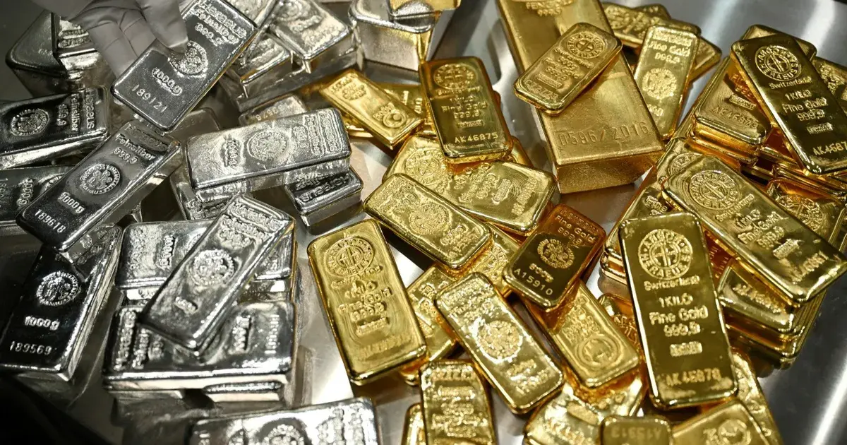 الذهب والفضة يقفزان لمستويات غير مسبوقة مع تصاعد التوتر حول جرينلاند