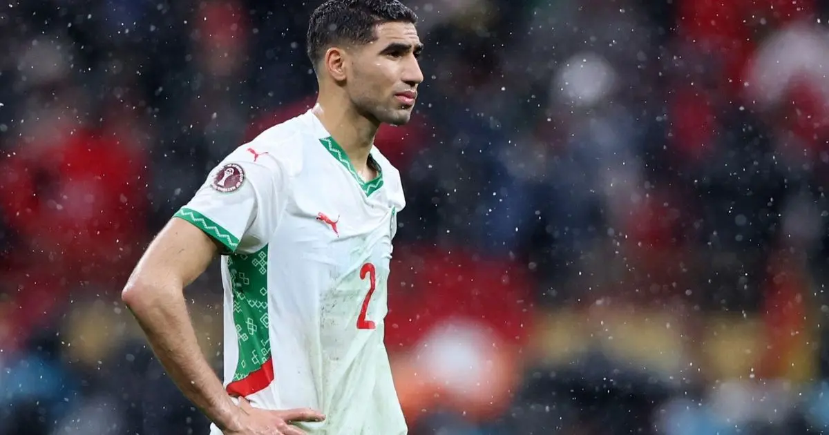 أشرف حكيمي ينشر رسالة مفعمة بالمشاعر لجمهور المغرب بعد "أيام عصيبة"