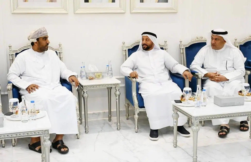 «غرفتا الشارقة وعُمان» تعززان التعاون الاستثماري