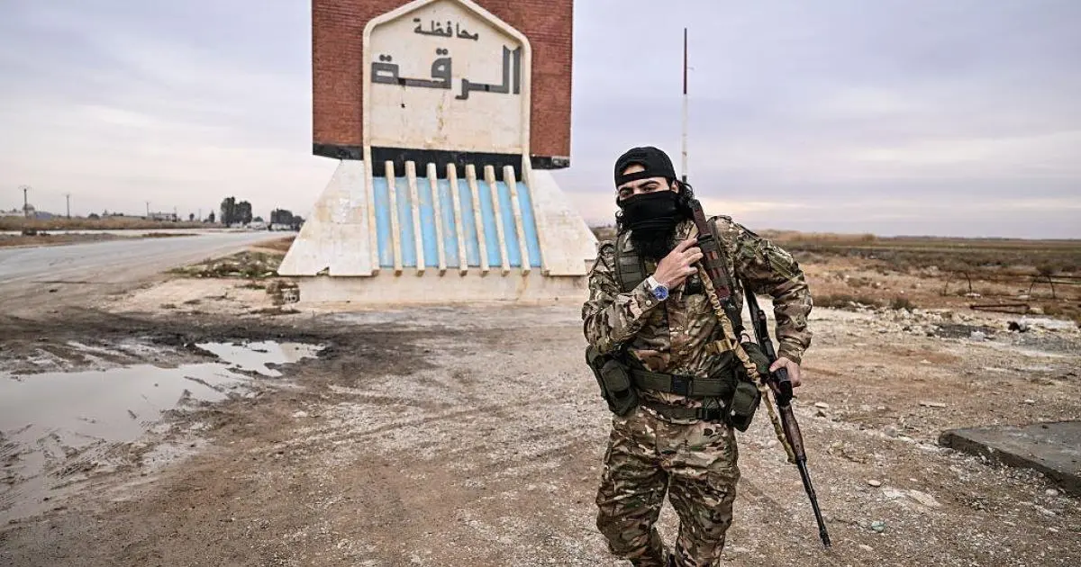 هدنة بعد تقدم الجيش.. هل تطوي دمشق صفحة الأزمة مع "قسد"؟