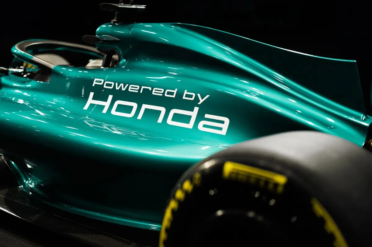 Honda launches F1 2026 power unit in new partnership with Aston Martin