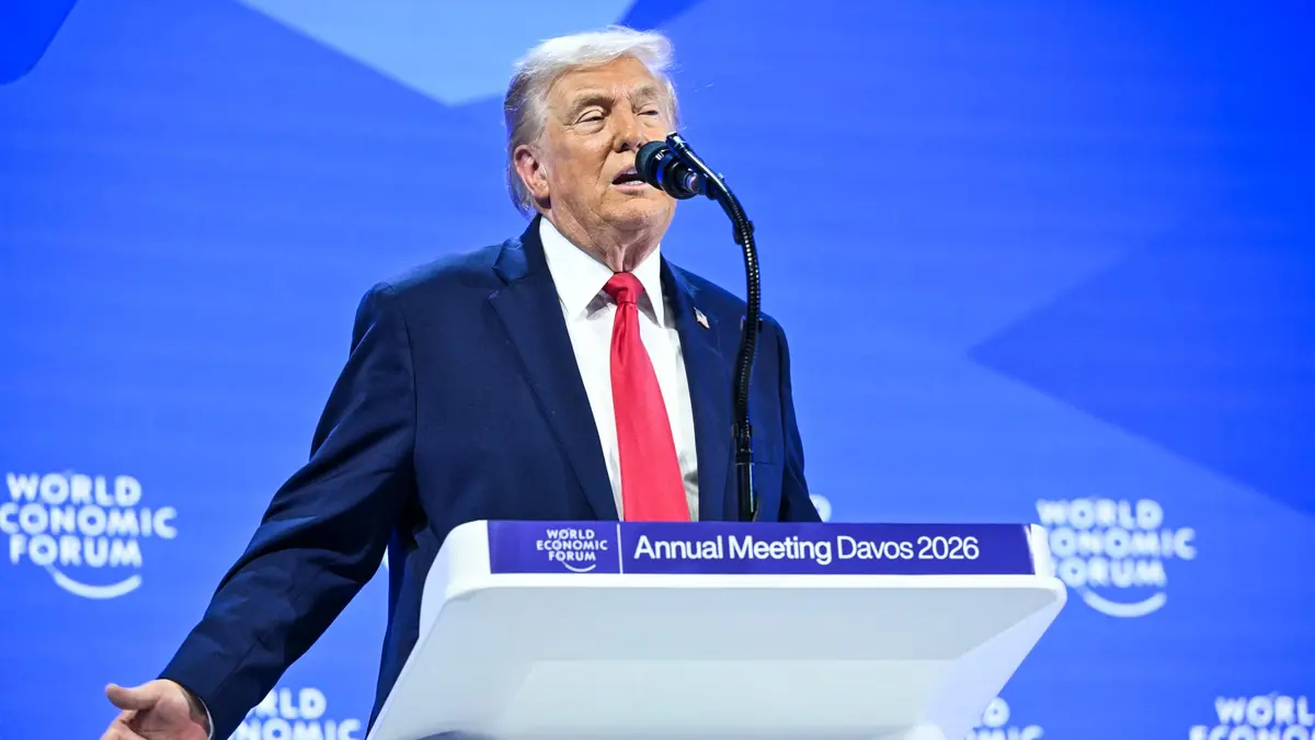 ترامب يُسمّي غرينلاند "آيسلندا" عدة مرات في خطابه بدافوس