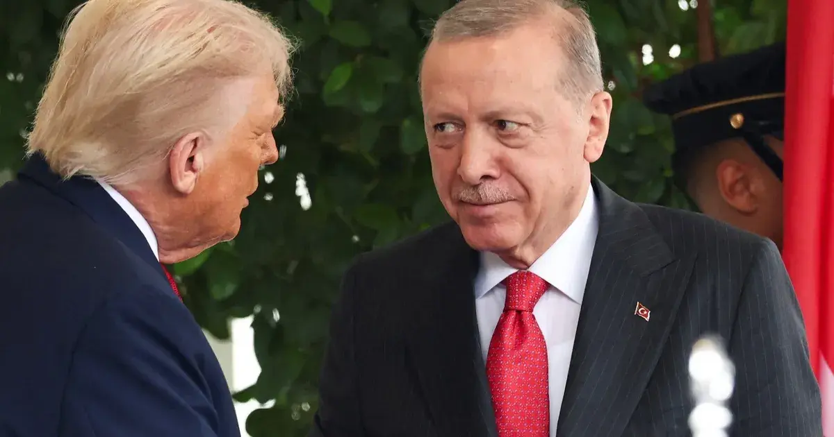 أردوغان وترمب يبحثان هاتفياً الأوضاع في سوريا وغزة