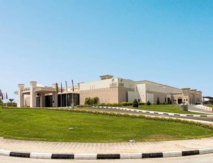 «مركز الجواهر» يعزز تكامله مع مجموعة الشارقة لخدمات الضيافة