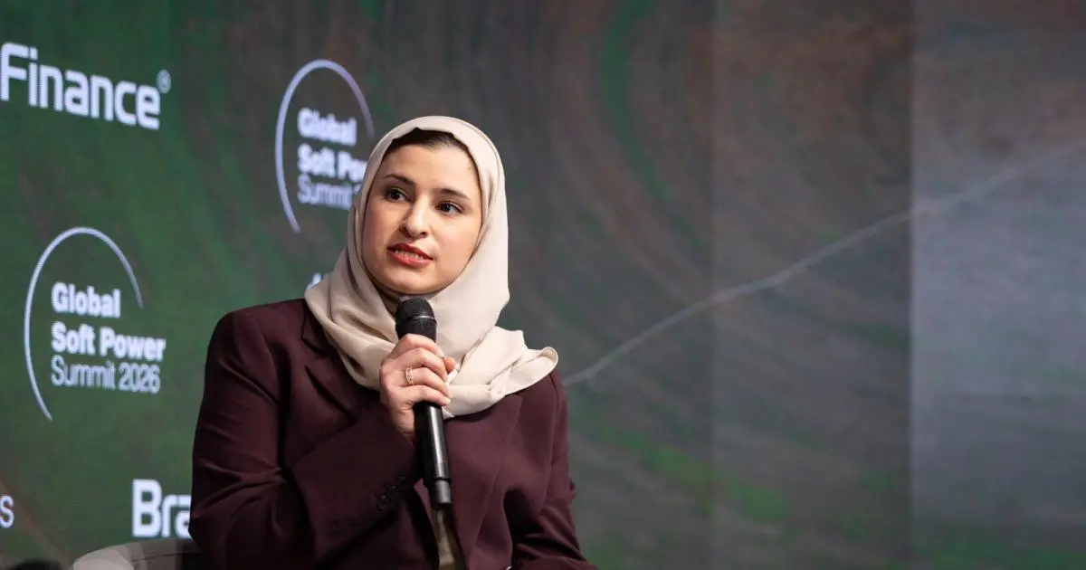 وزيرة التعليم الإماراتية: لدينا 280 ألف طالب يدرسون الـ"AI"