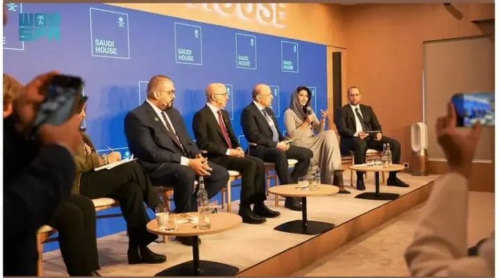 في دافوس.. المملكة: الاستثمار في رأس المال البشري ركيزة تنافسية اقتصادية