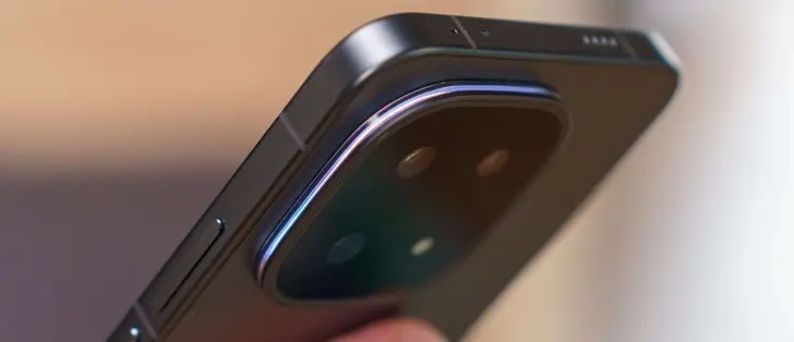 iQOO 15 Ultra يحقق رقمًا قياسيًا على AnTuTu بنتيجة 4.5 مليون نقطة - التقنية بلا حدود