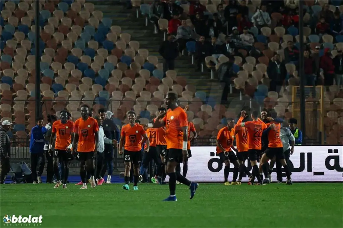 البنك الأهلي يُعلن التعاقد مع لاعب الأهلي