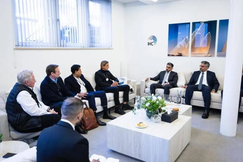 50 % الناتج المحلي الإجمالي لـ«أبوظبي» من القطاعات غير النفطية