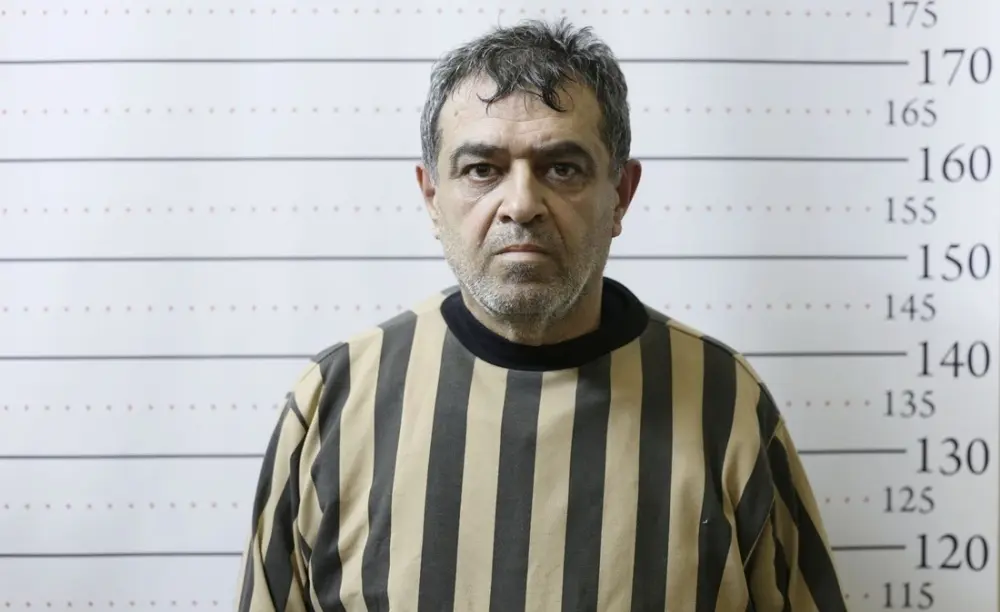 الأمن الداخلي يلقي القبض على مسؤول أمني سابق متورط بانتهاكات جسيمة