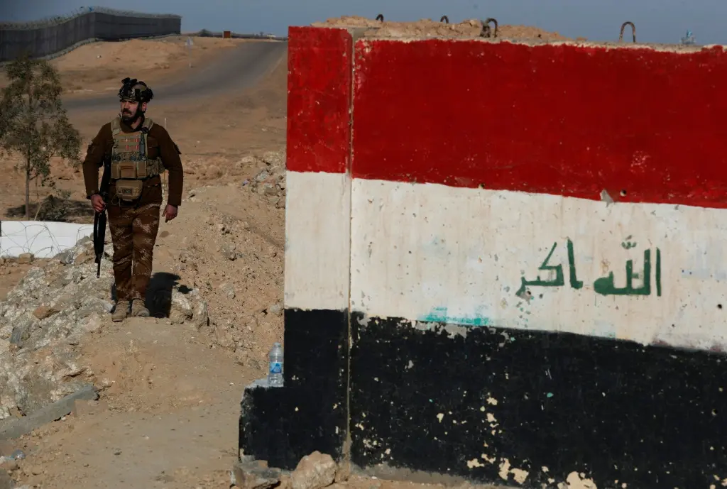 بغداد تعلن مباشرة الإجراءات القضائية بحقّ معتقلي تنظيم "داعش" الذين يتسلّمهم