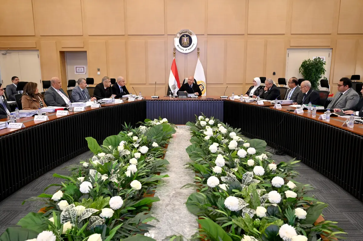 كامل الوزير: إعادة هيكلة مركز تحديث الصناعة وقياس أدائه سنويًا لتعزيز تنافسية المنتج المصري - أموال الغد