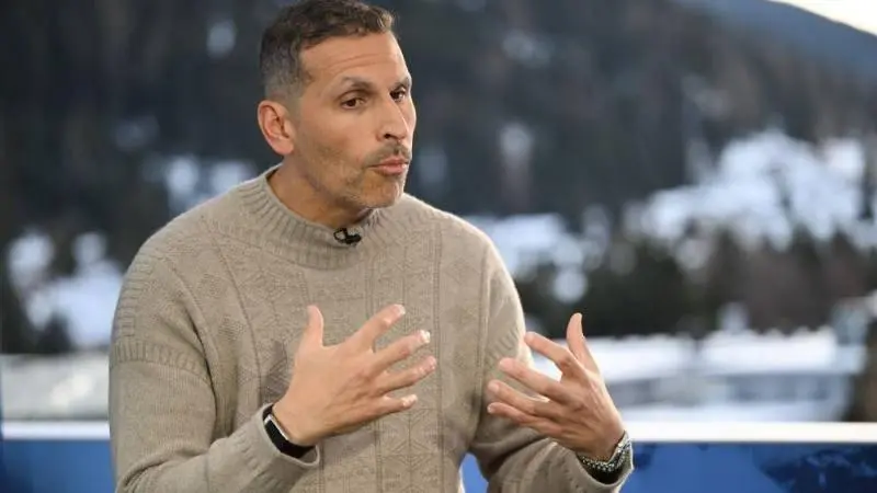 خلدون المبارك: اقتصاد الإمارات ناضج ومتنوّع