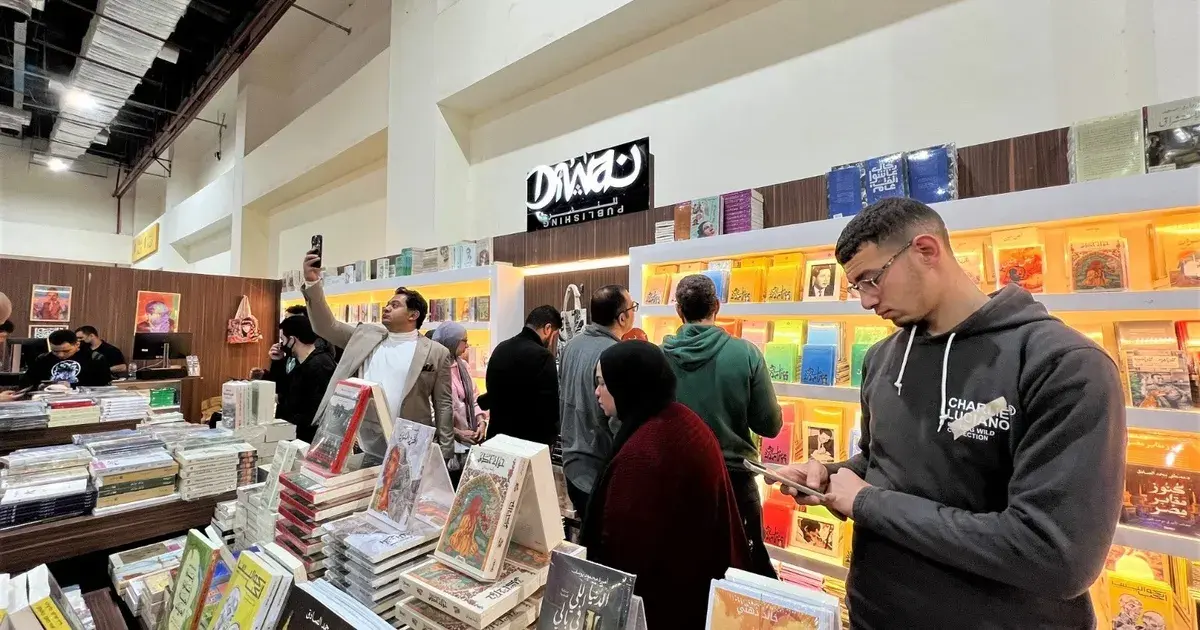 انطلاق معرض القاهرة للكتاب.. "من يتوقف عن القراءة يتأخر"