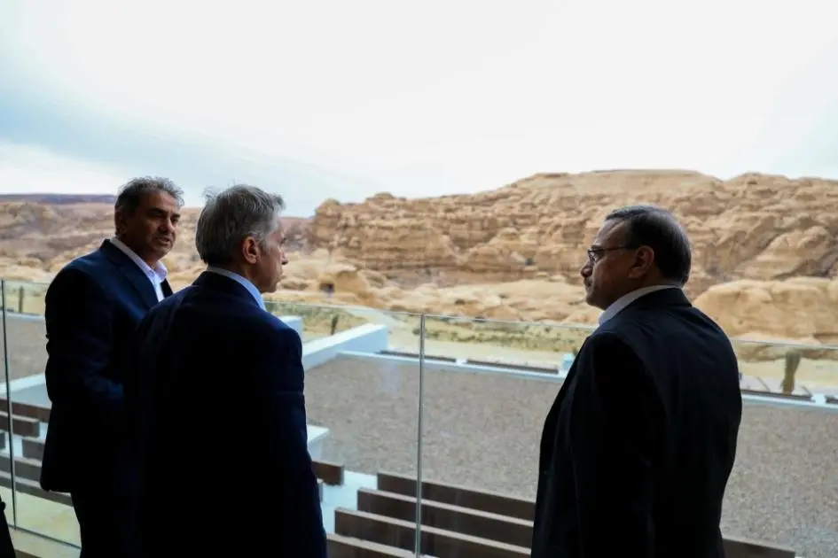 بعد إغلاق دام 14 عاماً.. الأردن يعيد افتتاح فندق كراون بلازا البتراء