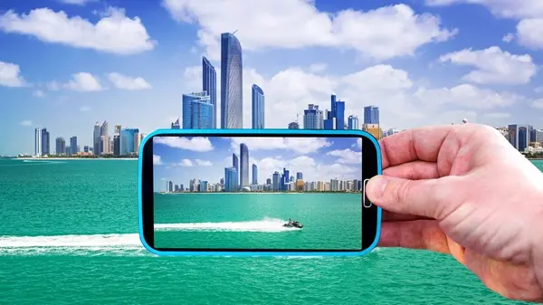 زهرة الخليج - «حملة أجمل شتاء في العالم».. الإمارات تبتكر سياحة المستقبل بتقنيات ذكية