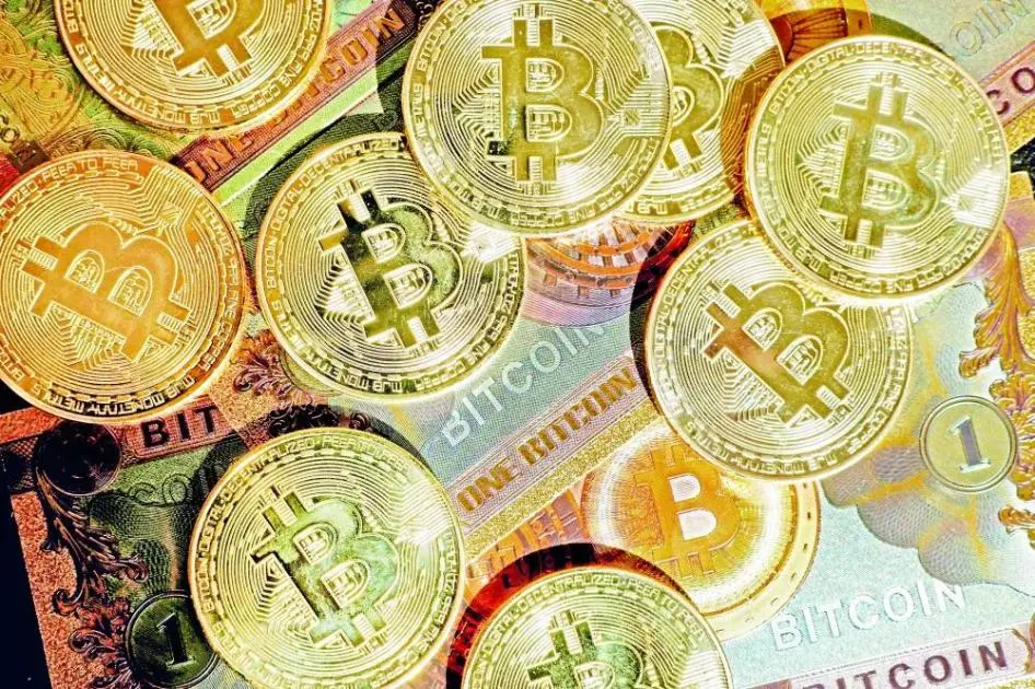 700 مليون دولار تخارجات من صناديق بيتكوين متداولة