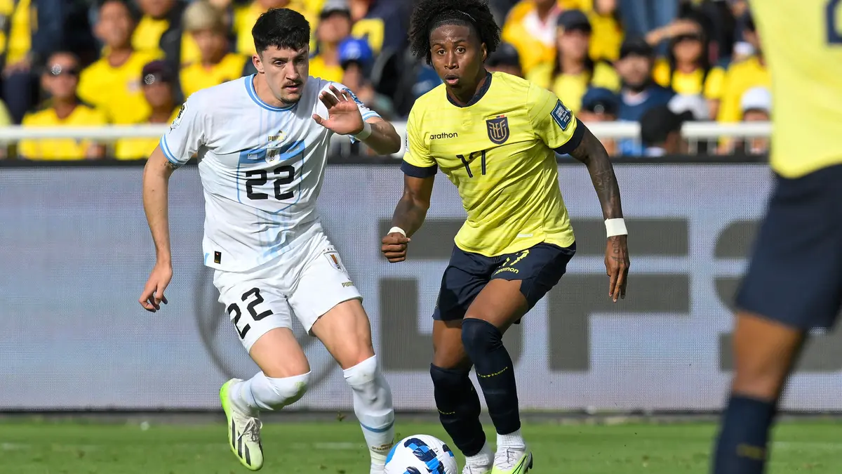 برشلونة يضم موهبة جديدة إلى جانب حمزة عبد الكريم