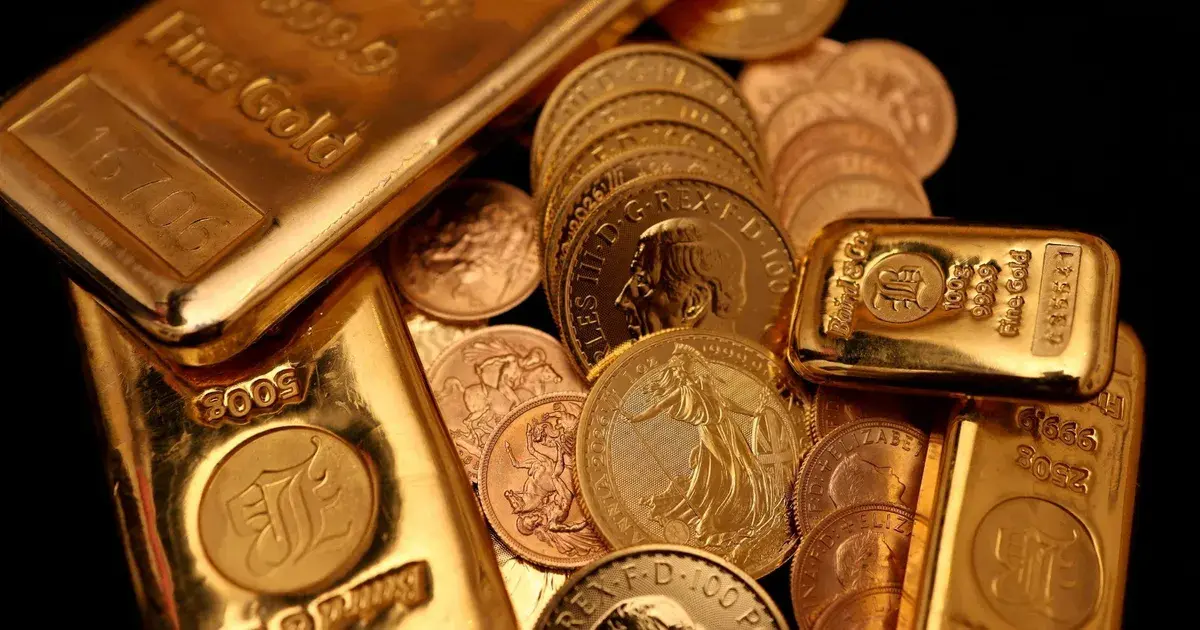 التوترات السياسية تدفع الذهب إلى 5 آلاف دولار والفضة إلى 100 دولار