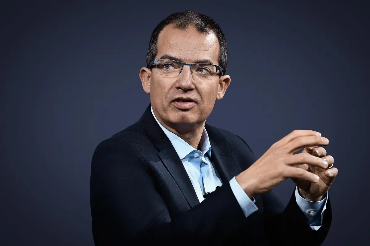 «موديرنا» تقلص استثمارات اللقاحات في الولايات المتحدة وتراجع حاد في دعم السياسات التنظيمية - سوق الدواء